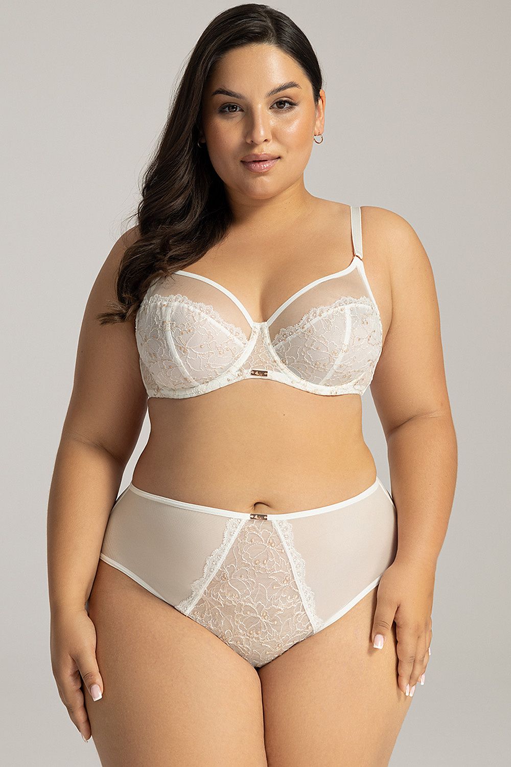  Brazil stílusú bugyi model 211933 Ava 