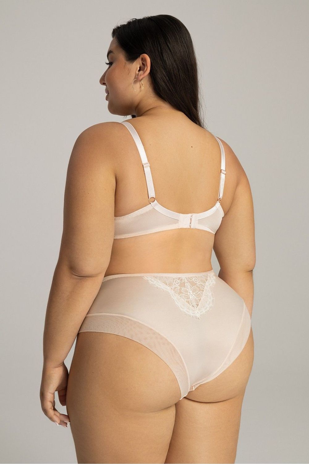  Női alsó model 216000 Ava 